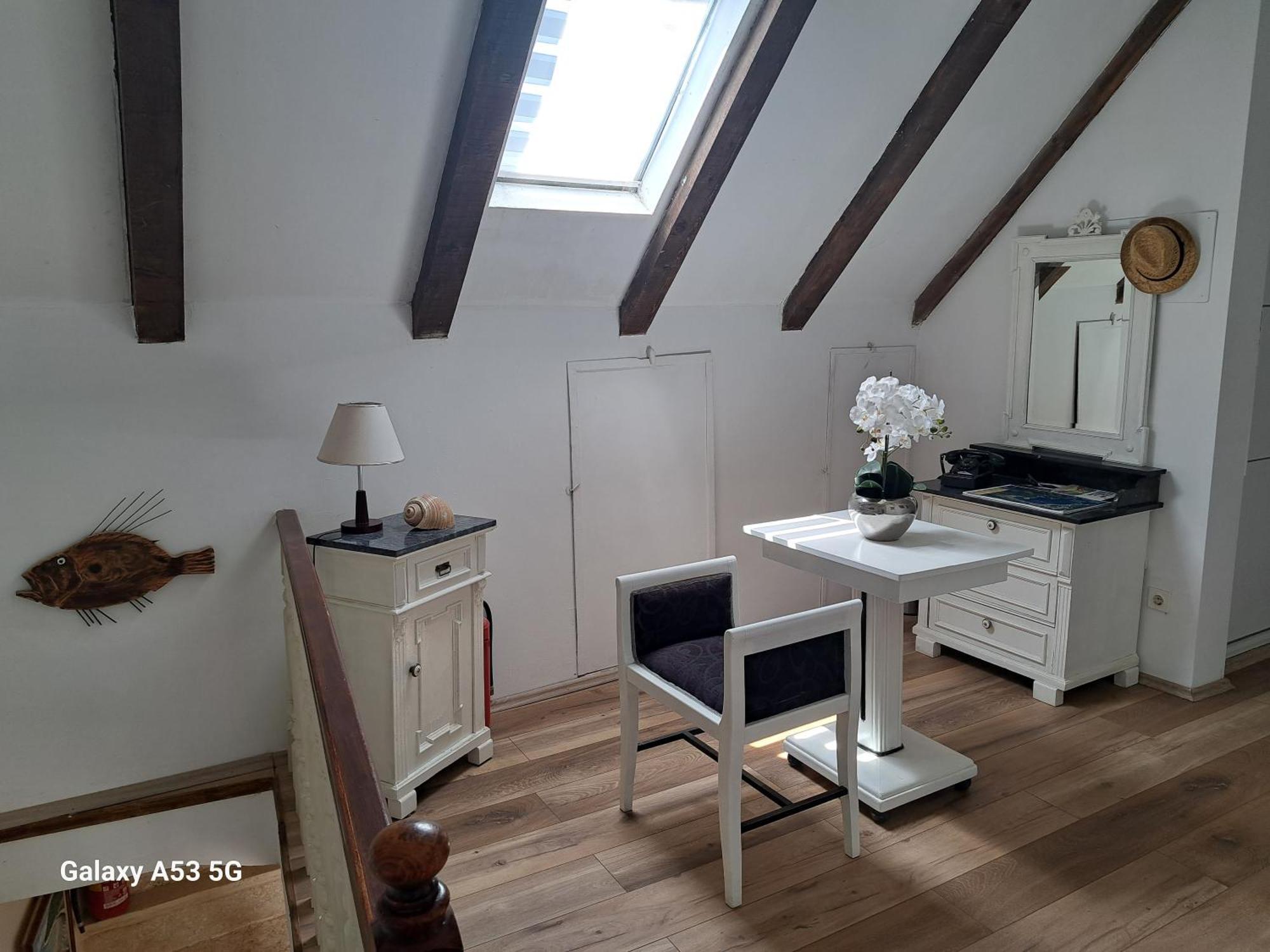 Heritage Rooms Kut Vis Buitenkant foto